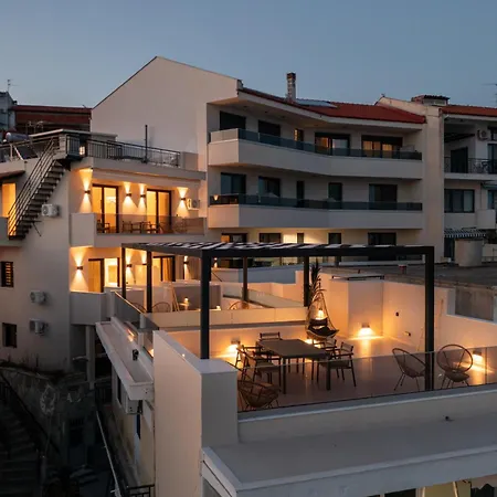 Sithoniars Boho Edition Luxury Roofgarden I *